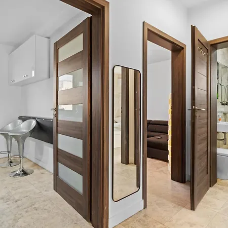 Appartement Ultra - Victory Avenue Boekarest