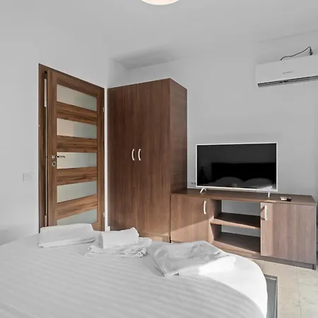 Apartment Ultra - Victory Avenue Bucharest